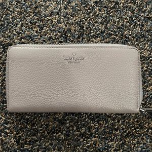 Kate Spade zip-around continental wallet